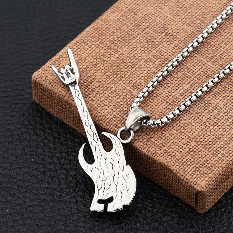 Guitar pendant with "Skull and Horns" 